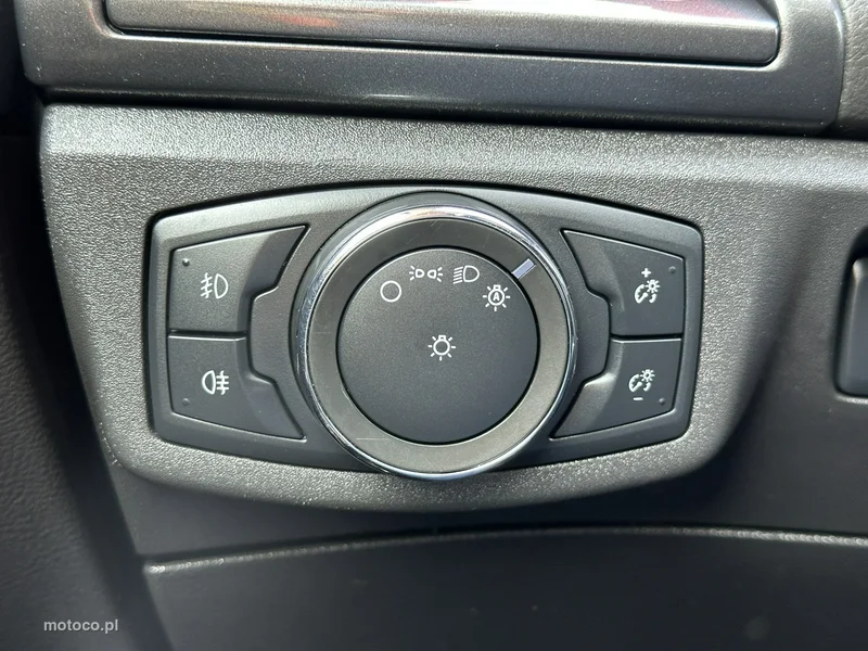 Ford Mondeo SW 25