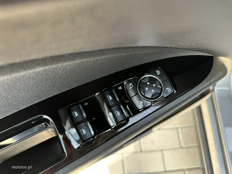 Ford Mondeo SW 26