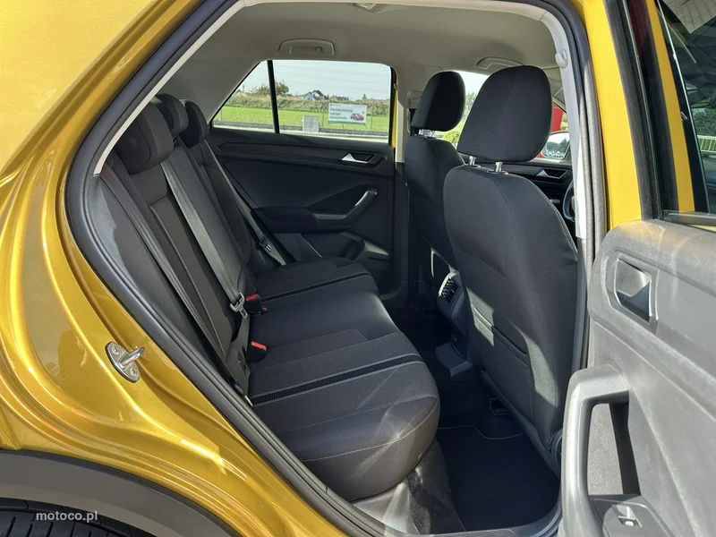 Volkswagen T-Roc A1 13