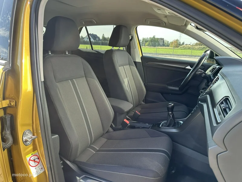 Volkswagen T-Roc A1 15