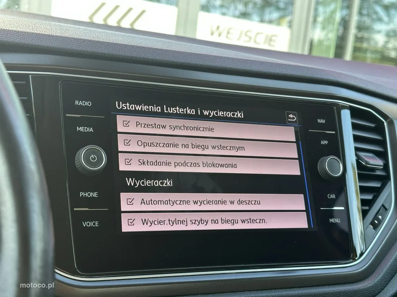 Volkswagen T-Roc A1 22