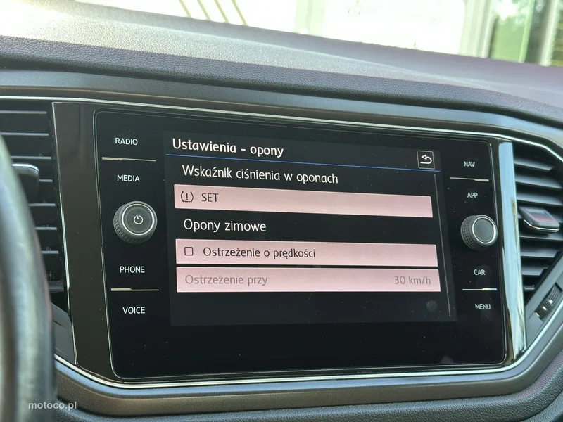 Volkswagen T-Roc A1 23