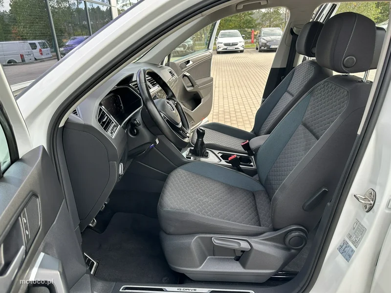 Volkswagen Tiguan AD 11