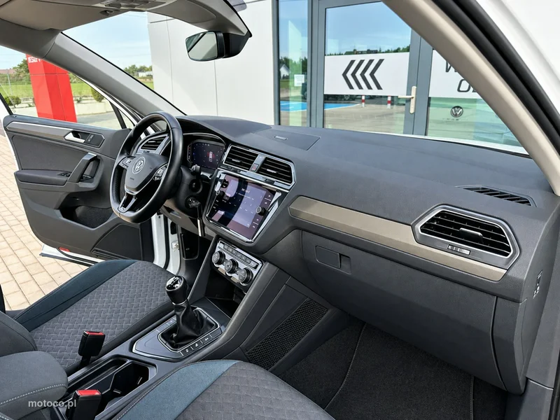 Volkswagen Tiguan AD 17