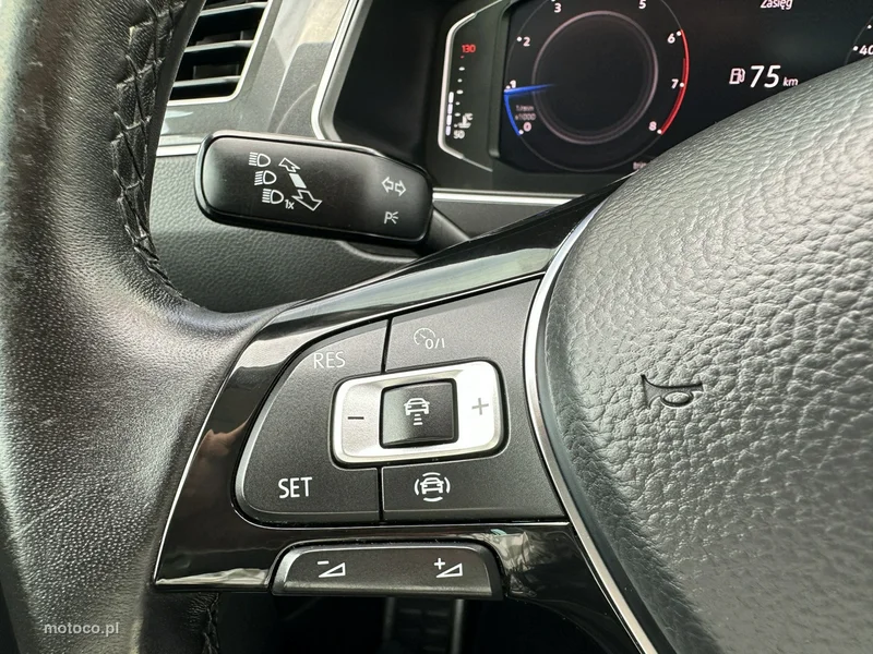 Volkswagen Tiguan AD 22