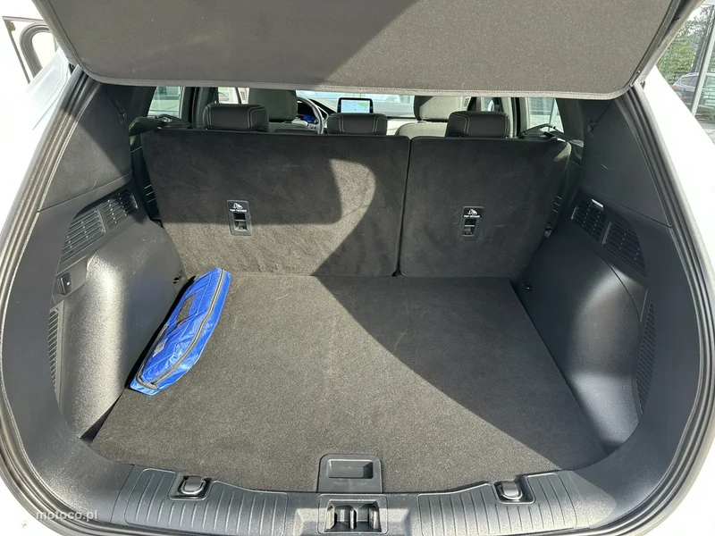 Ford Kuga III 32
