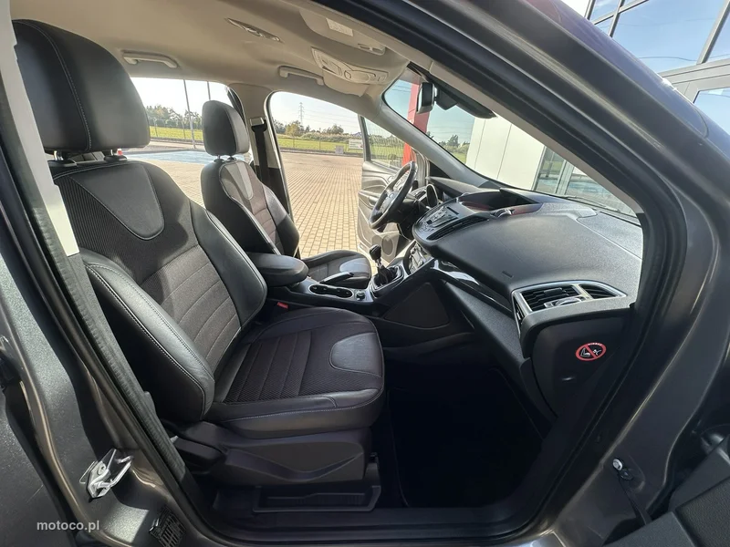 Ford Kuga II 13