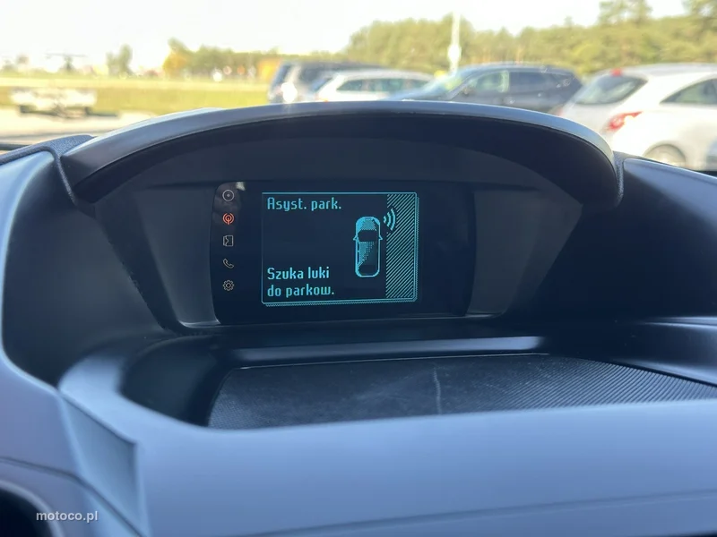 Ford Kuga II 22