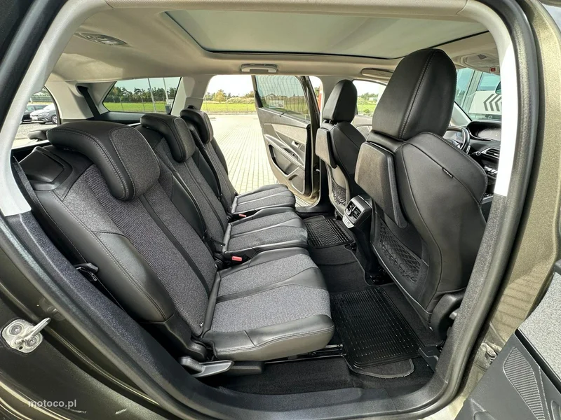 Peugeot 5008 15