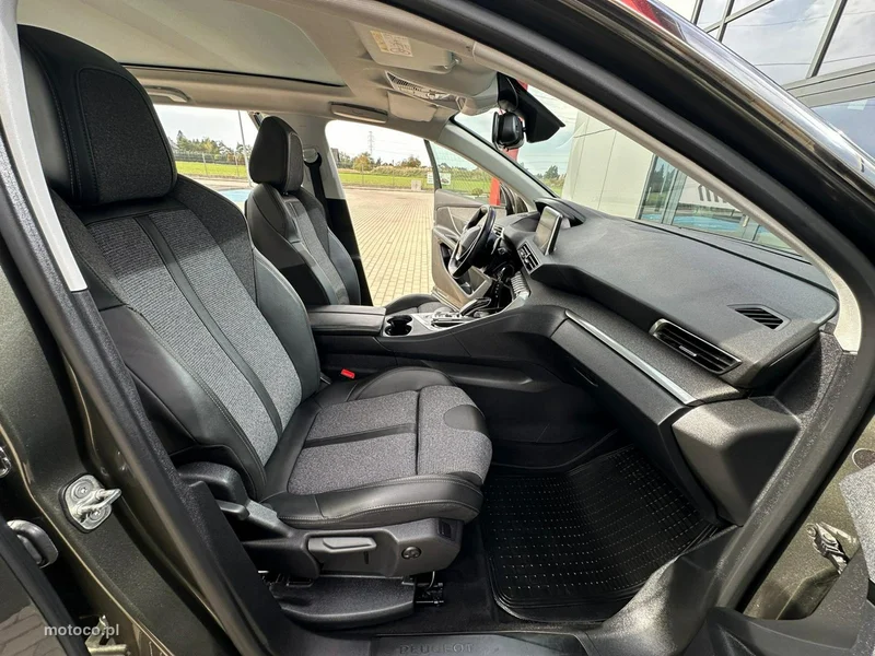 Peugeot 5008 16