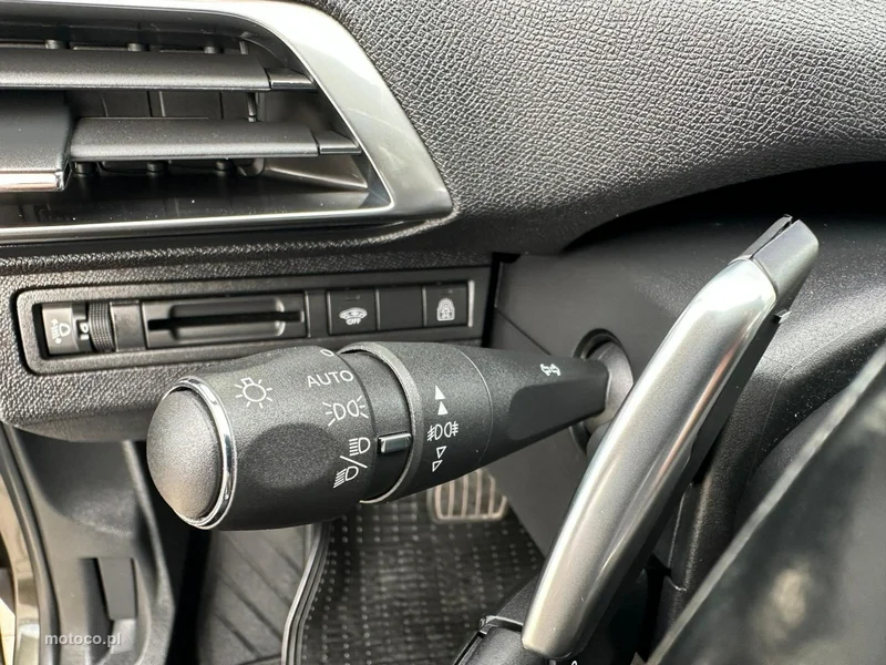 Peugeot 5008 23