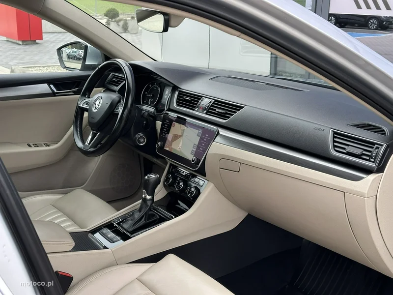 Skoda Superb III 19