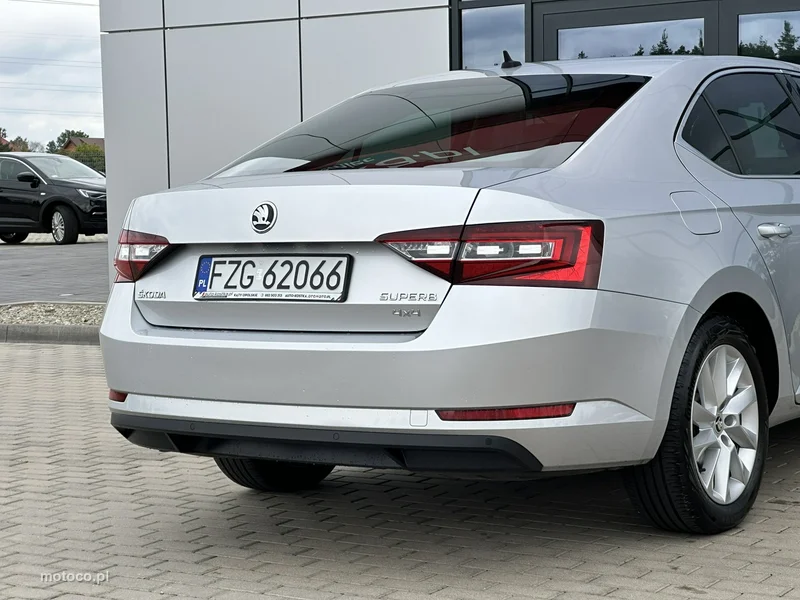 Skoda Superb III 8