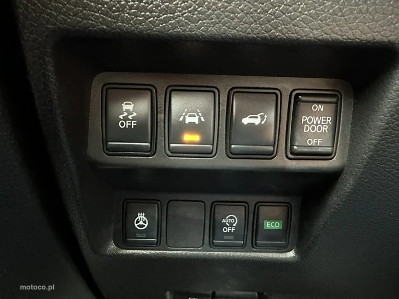 Nissan X-Trail 25