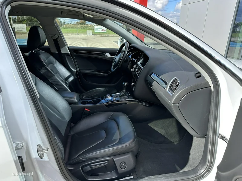 Audi A4 B8 15