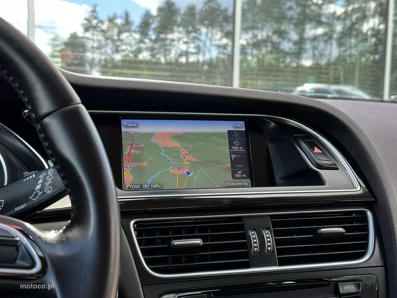 Audi A4 B8 22