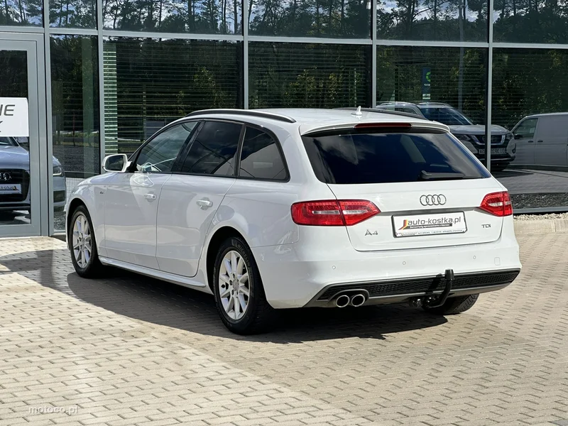 Audi A4 B8 8