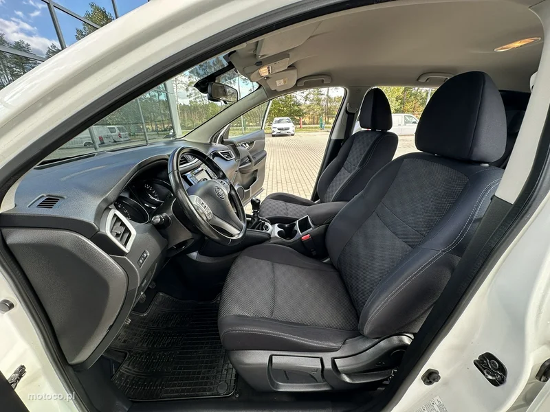 Nissan Qashqai 10