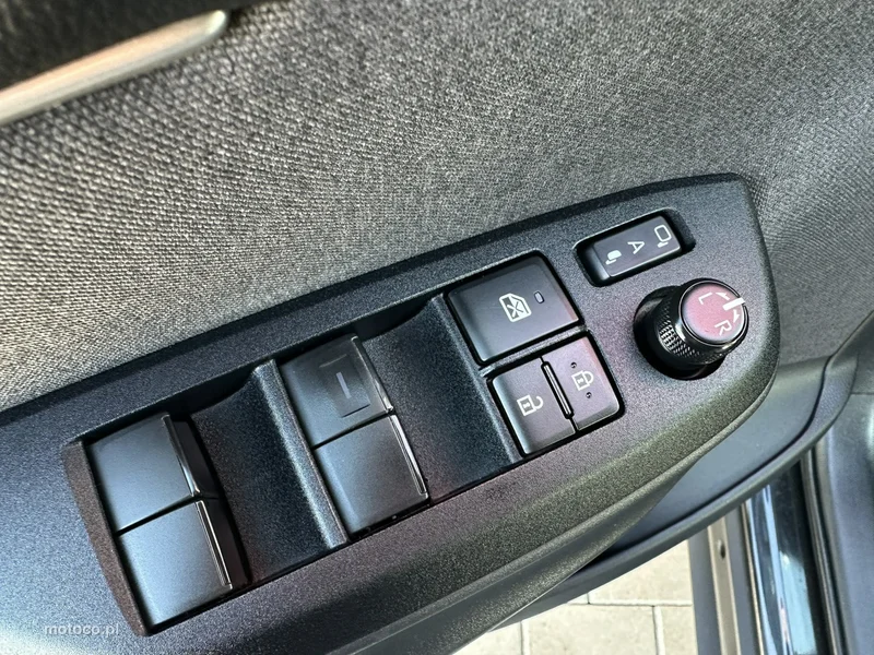 Toyota Yaris Cross XP210 26