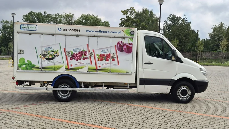 Mercedes-Benz Sprinter 9