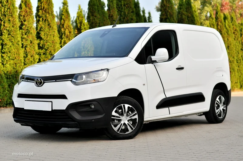 Toyota Proace City 3