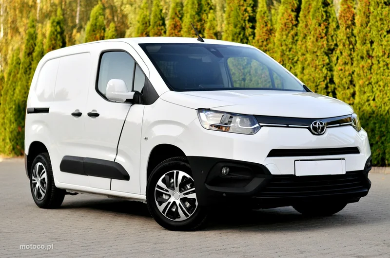Toyota Proace City 32