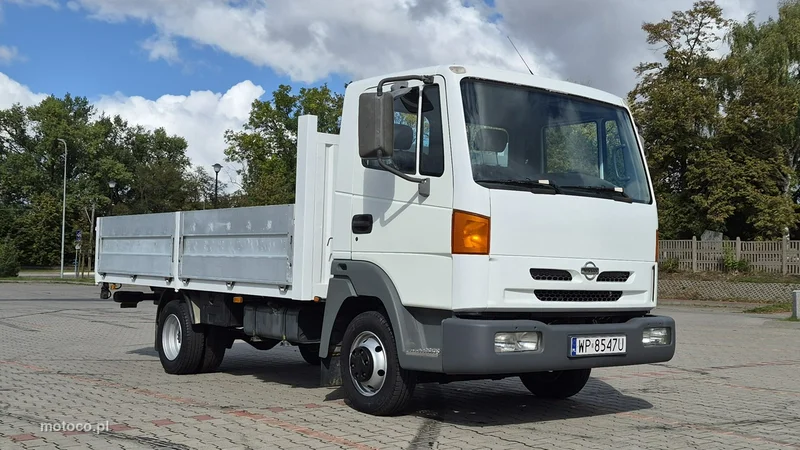 Nissan Atleon 2