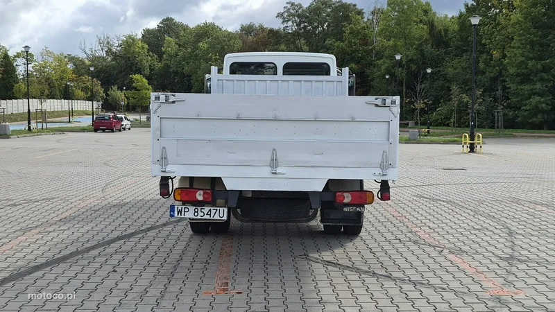 Nissan Atleon 14