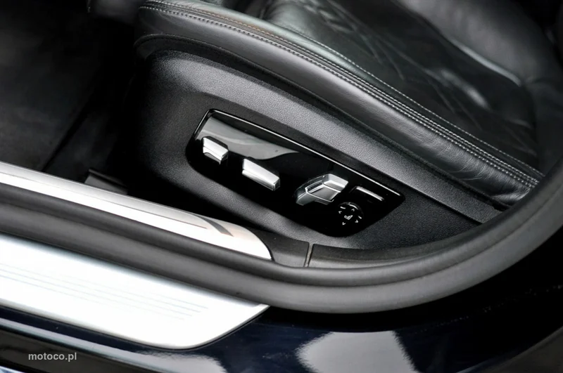 BMW Seria 7 G11 730 11