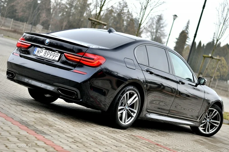 BMW Seria 7 G11 730 3