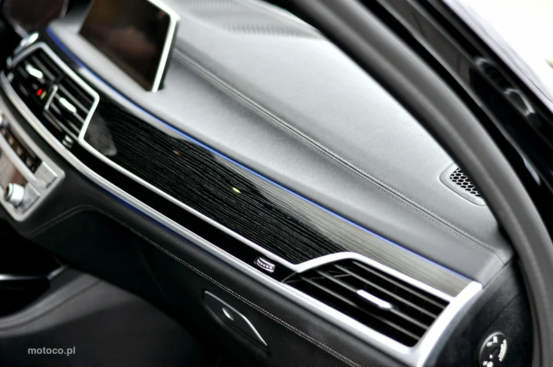 BMW Seria 7 G11 730 22