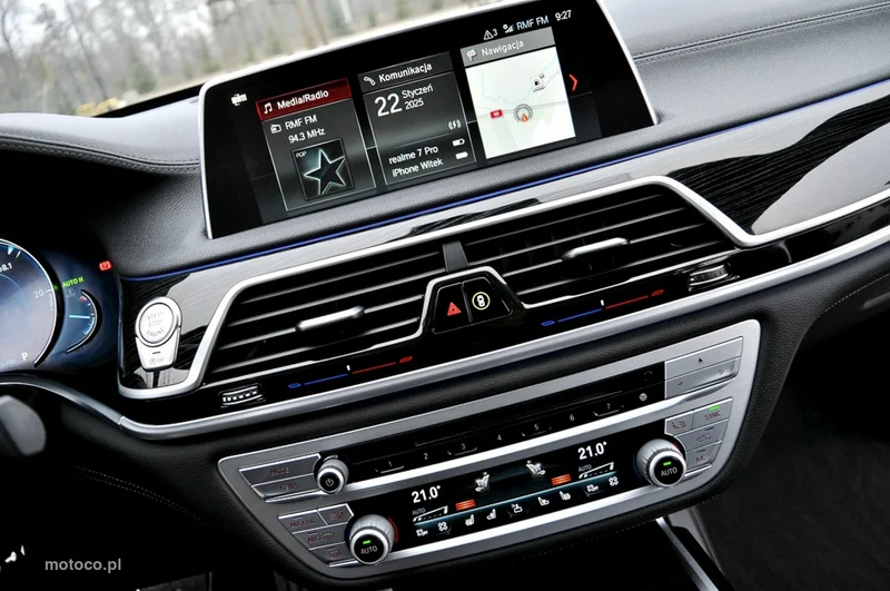 BMW Seria 7 G11 730 27