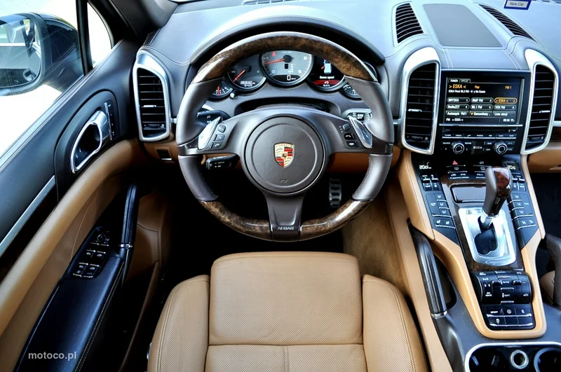 Porsche Cayenne 92A 7