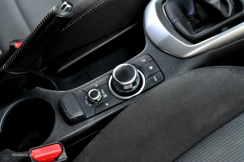 Mazda CX-3 13