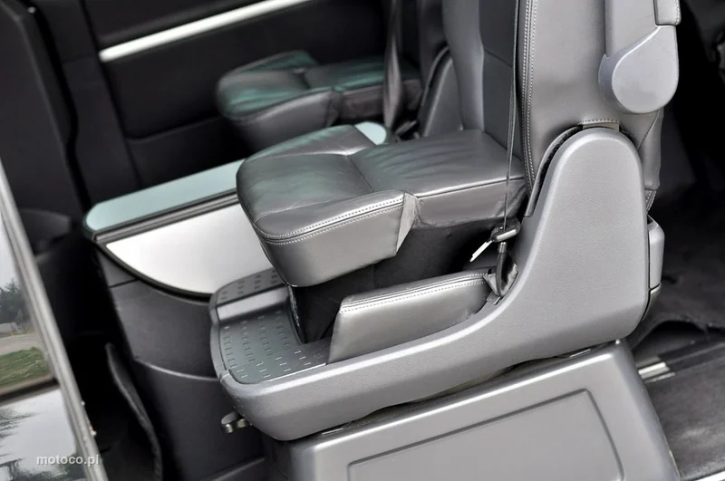 Volkswagen Multivan 16