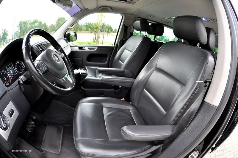 Volkswagen Multivan 7
