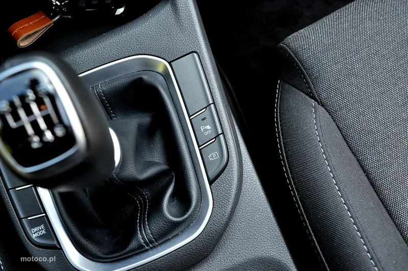 Hyundai i30 24