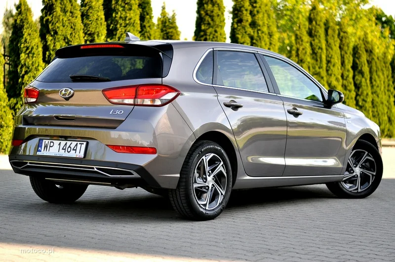 Hyundai i30 4