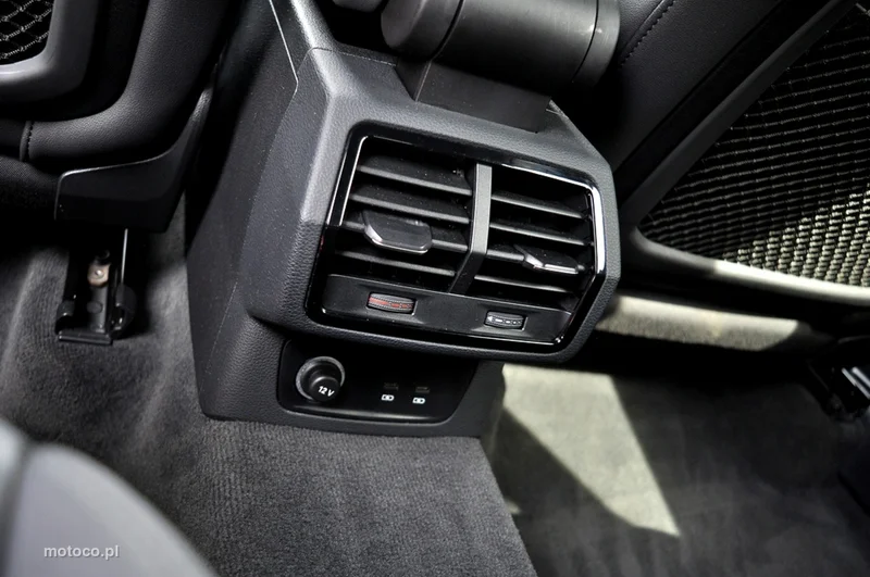 Audi Q3 F3 22