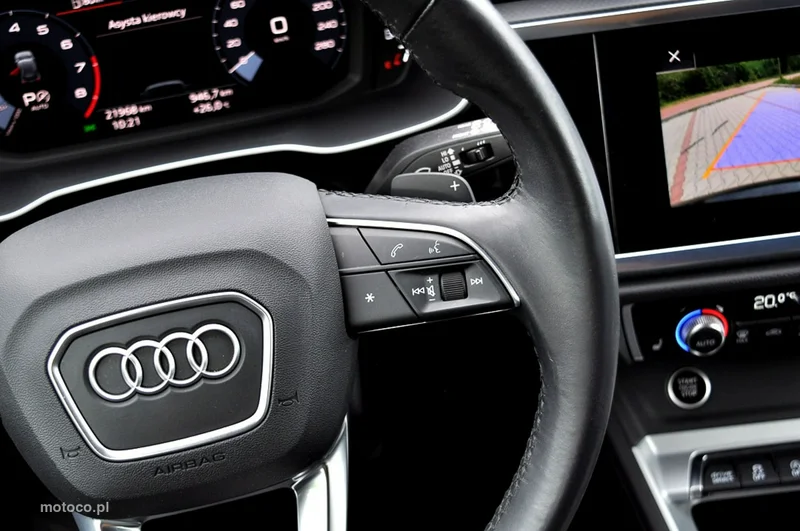 Audi Q3 F3 24