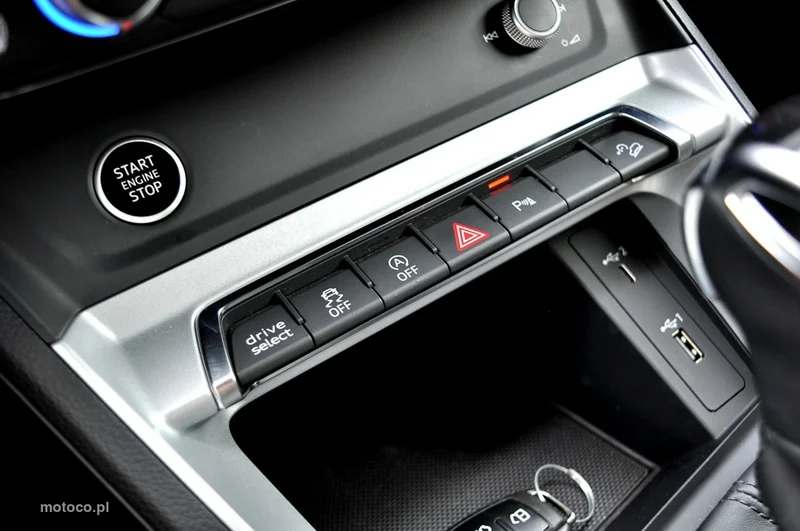 Audi Q3 F3 25