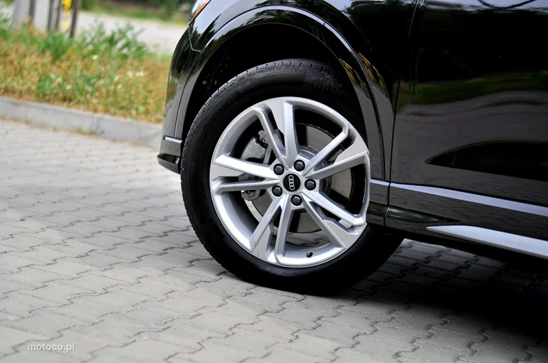 Audi Q3 F3 33