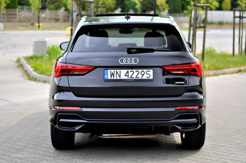 Audi Q3 F3 35