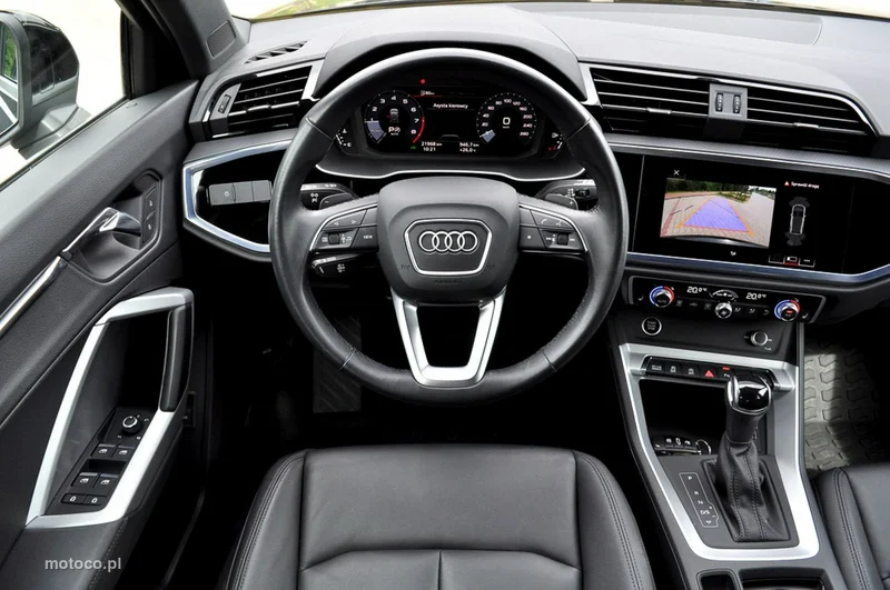 Audi Q3 F3 6