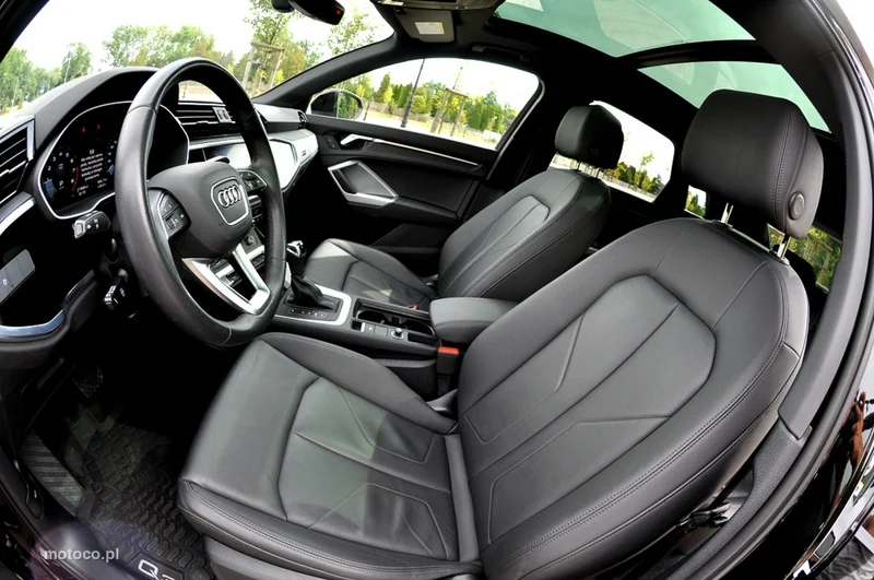 Audi Q3 F3 7