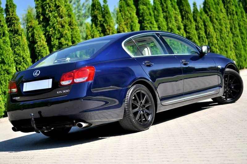 Lexus GS 4