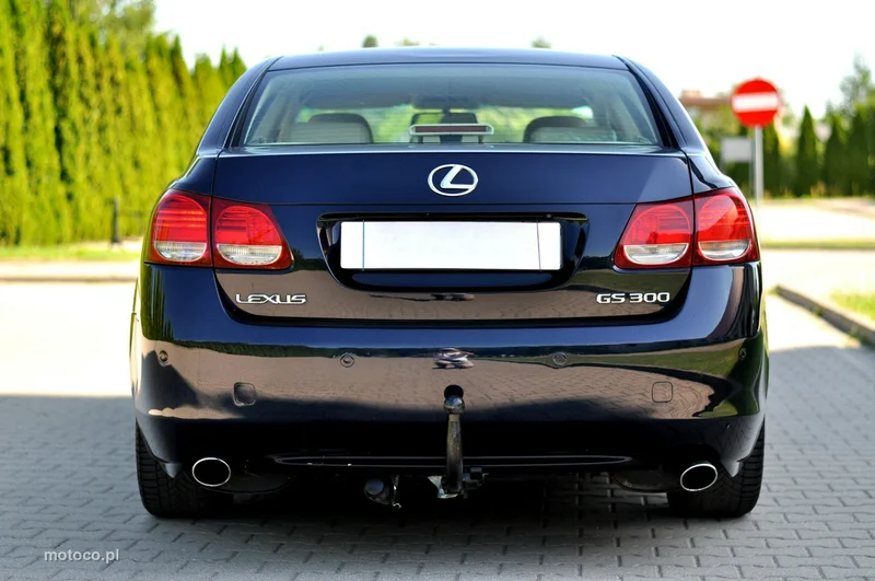 Lexus GS 32