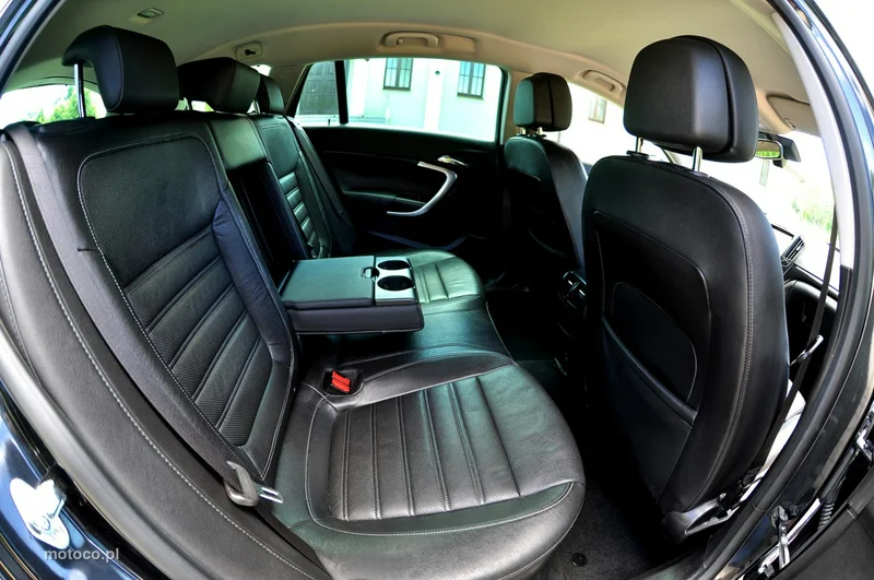 Opel Insignia A 11