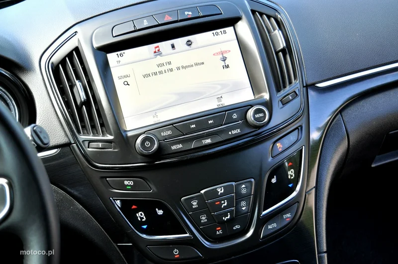 Opel Insignia A 16