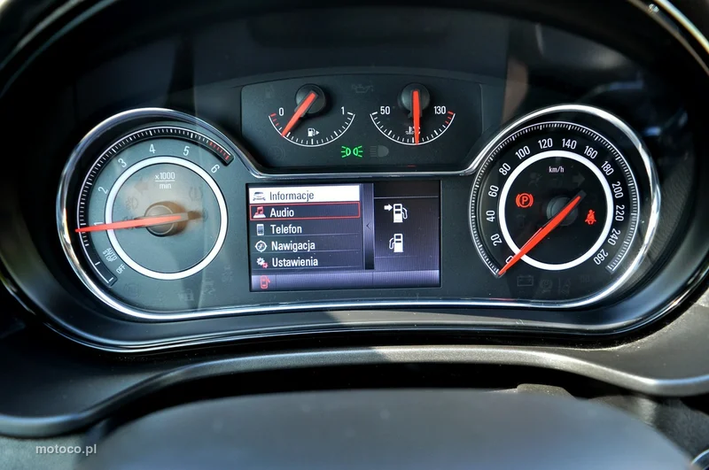Opel Insignia A 33